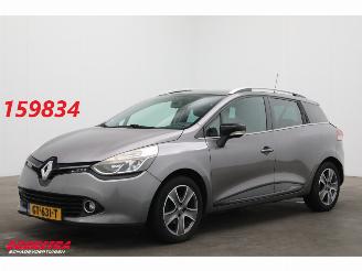 Schadeauto Renault Clio Estate 1.5 dCi ECO Night&Day Navi Airco Cruise PDC AHK 2015/8