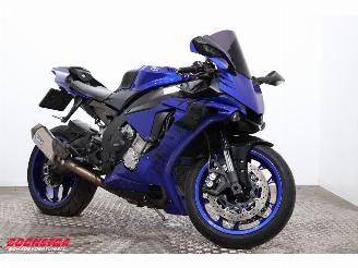 Yamaha  R1 ABS LED Arrow picture 2
