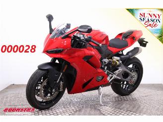 krockskadad bil motor Ducati  Panigale V2 ABS LED Lap Timer Bluetooth 4.120 km! 2025/4