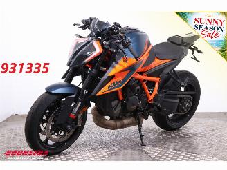 damaged motor cycles KTM  1290 SuperDuke R ABS Remus Cruise Heizgriffe SHZ 2021/5