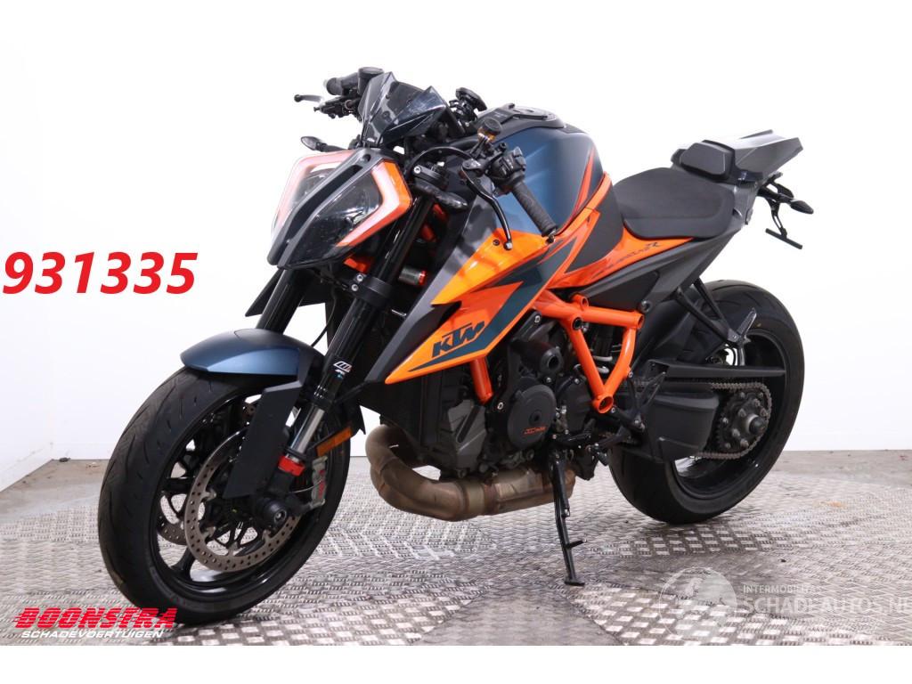 KTM  1290 SuperDuke R ABS Remus Cruise Heizgriffe SHZ
