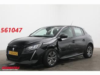 Damaged car Peugeot e-208 EV Active Pack 50 kWh Cruise Clima Apple/Android SHZ PDC 2023/7