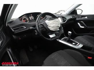Peugeot 308 1.2 PureTech Allure Pano Navi Clima Cruise Camera PDC 95.668 km! picture 18
