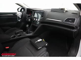 Renault Mégane Estate 1.0 TCe Business Zen Cruise Clima Navi Bluetooth PDC LMV picture 12