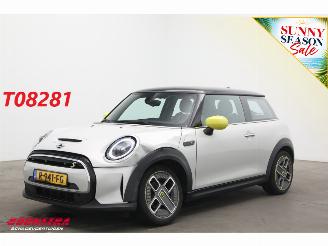 damaged passenger cars Mini Electric MINI Yours 33 kWh LED Apple/Android Clima Cruise 2022/8