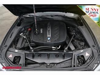 BMW 5-serie Touring 520d Aut M-Sport Fahrbereit Navi Leder Memory SHZ Camera PDC picture 8