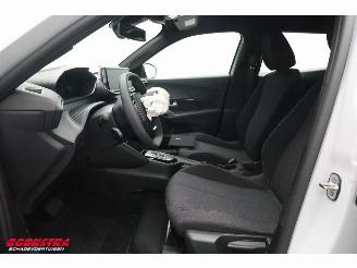 Peugeot 2008 1.2 Hybrid 145 Style Clima Cruise Apple/Android PDC 945 km!! picture 18