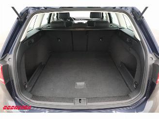 Volkswagen Passat Variant 1.6 TDI Comfortline Navi Cruise Clima PDC AHK picture 20
