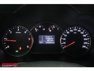 Kia Carens 1.7 CRDi Business DynamicLine 7-zitter Cruise Clima Navi Camera picture 14