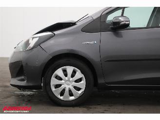 Toyota Yaris 1.5 Full Hybrid Aspiration 5-drs Cruise Clima Bluetooth Camera picture 12