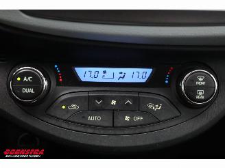 Toyota Yaris 1.5 Full Hybrid Aspiration 5-drs Cruise Clima Bluetooth Camera picture 34