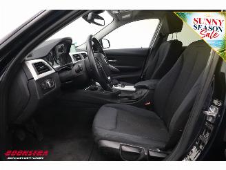 BMW 3-serie Touring 320i xDrive Cruise Navi Clima SHZ PDC picture 10