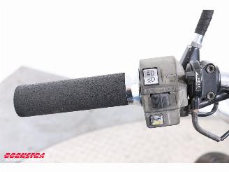 Honda  VT 400 C picture 19