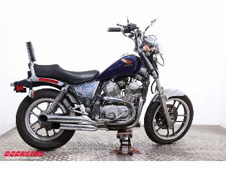 Honda  VT 400 C picture 7