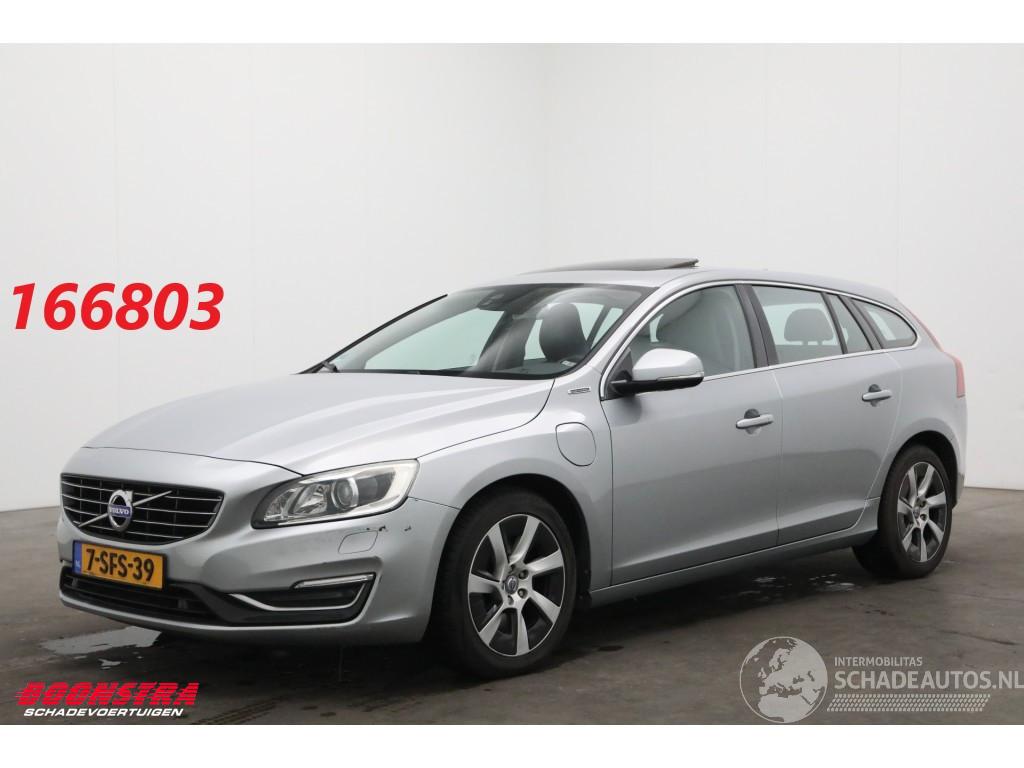 Volvo V-60 2.4 D6 AWD Plug-In Hybrid Summum Glasdak Navi Memory Leder SHZ Camera PDC AHK