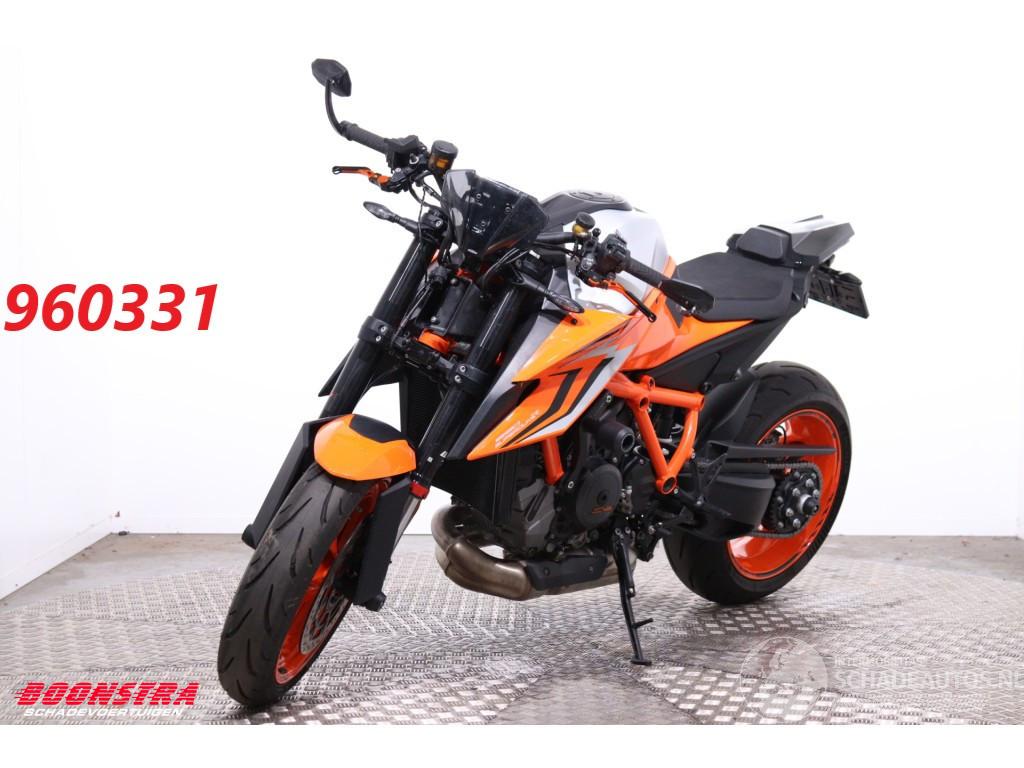 KTM  1290 SuperDuke R ABS Austin Racing Cruise
