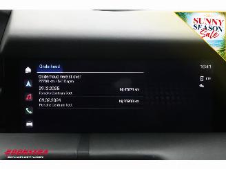 Porsche Taycan 4 93 kWh Pano ACC Virtual Memory Leder SHZ Camera 360° Apple/Android picture 25