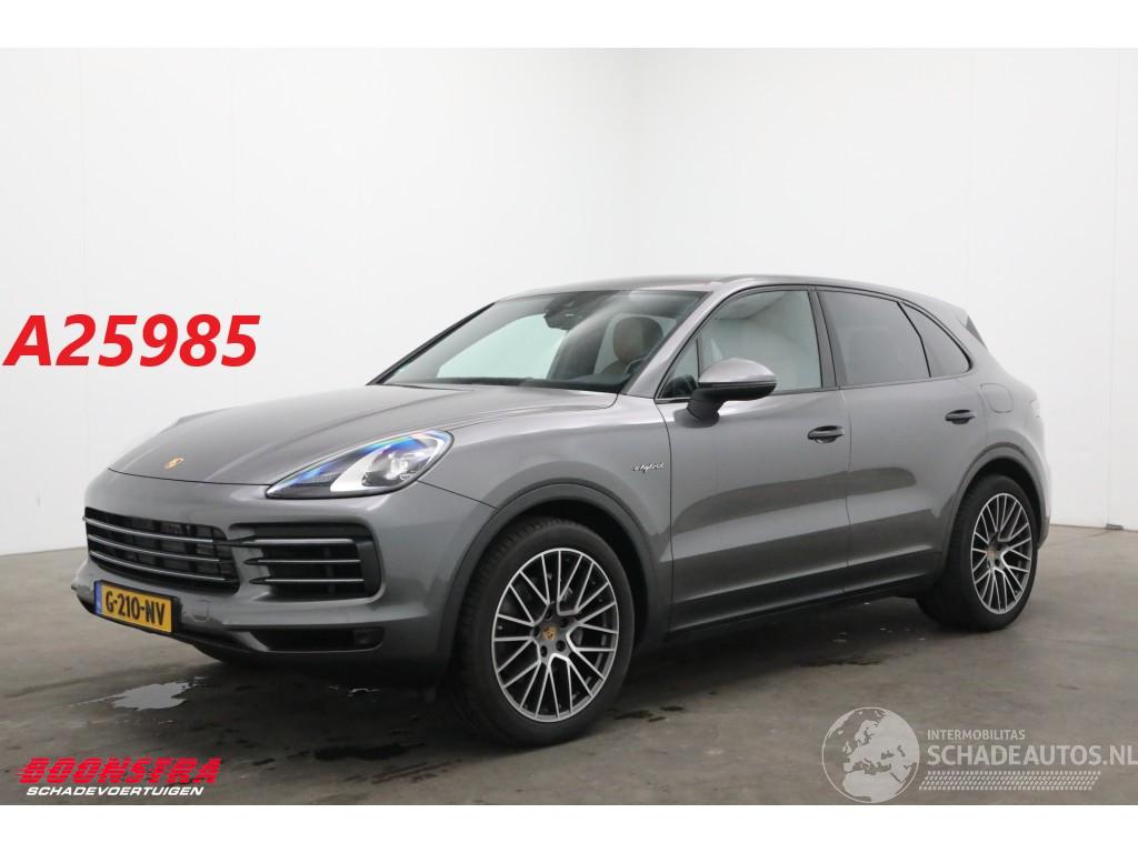 Porsche Cayenne 3.0 E-Hybrid Sport Chrono PASM PDLS Memory Leder SHZ Clima Navi Camera PDC