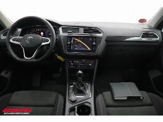 Volkswagen Tiguan 2.0 TSI DSG 4Motion Pano Schuif/kantel ACC Clima Navi SHZ Apple/Android Camera PDC picture 14