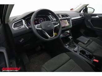 Volkswagen Tiguan 2.0 TSI DSG 4Motion Pano Schuif/kantel ACC Clima Navi SHZ Apple/Android Camera PDC picture 18