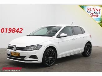 Vaurioauto  passenger cars Volkswagen Polo 1.0 TSI DSG Comfortline 5-drs Airco Cruise Bluetooth 2017/11