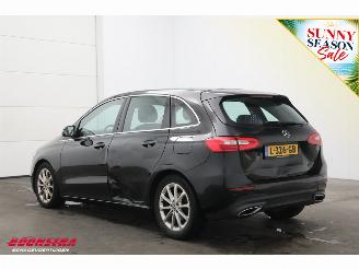 Mercedes B-klasse 180d Premium Plus Cruise Clima Navi SHZ Camera PDC picture 4