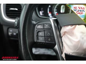 Volvo V-40 2.0 T3 Momentum Navi Cruise SHZ PDC LMV picture 21
