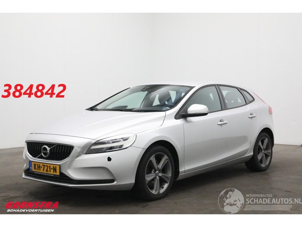 Volvo V-40 2.0 T3 Momentum Navi Cruise SHZ PDC LMV