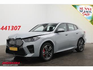 Unfallwagen BMW iX2 eDrive20 67 kWh M Sport Edition ACC Navi Clima Leder SHZ Virtual Apple/Android Camera PDC 2025/8