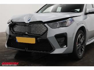 BMW iX2 eDrive20 67 kWh M Sport Edition ACC Navi Clima Leder SHZ Virtual Apple/Android Camera PDC picture 14