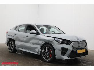 BMW iX2 eDrive20 67 kWh M Sport Edition ACC Navi Clima Leder SHZ Virtual Apple/Android Camera PDC picture 2