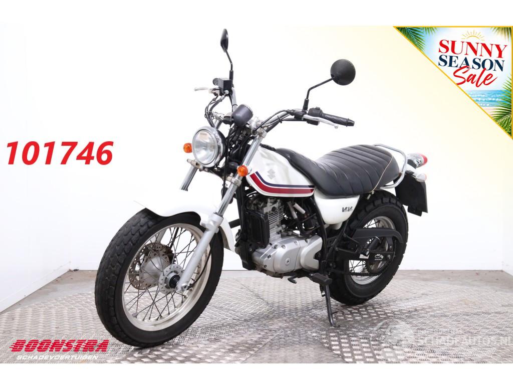 Suzuki  VanVan 200cc