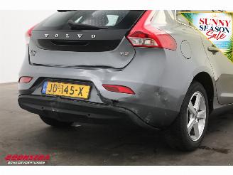 Volvo V-40 2.0 T2 Nordic+ Cruise Clima Navi Bluetooth SHZ PDC picture 7