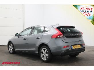 Volvo V-40 2.0 T2 Nordic+ Cruise Clima Navi Bluetooth SHZ PDC picture 4