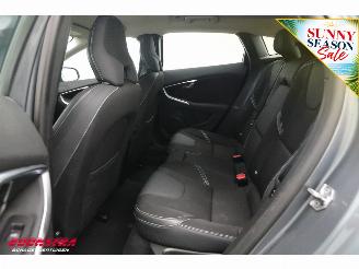 Volvo V-40 2.0 T2 Nordic+ Cruise Clima Navi Bluetooth SHZ PDC picture 19
