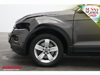Volkswagen T-Roc 1.5 TSI Sport ACC Navi Airco Virtual Bluetooth AHK picture 12