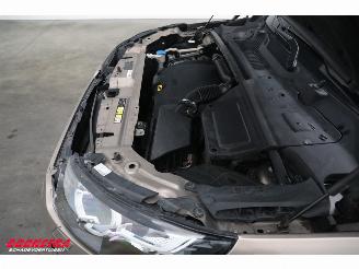 Land Rover Discovery Sport 2.2 TD4 Aut. Unfall 4WD SE Cruise Navi Clima PDC picture 10