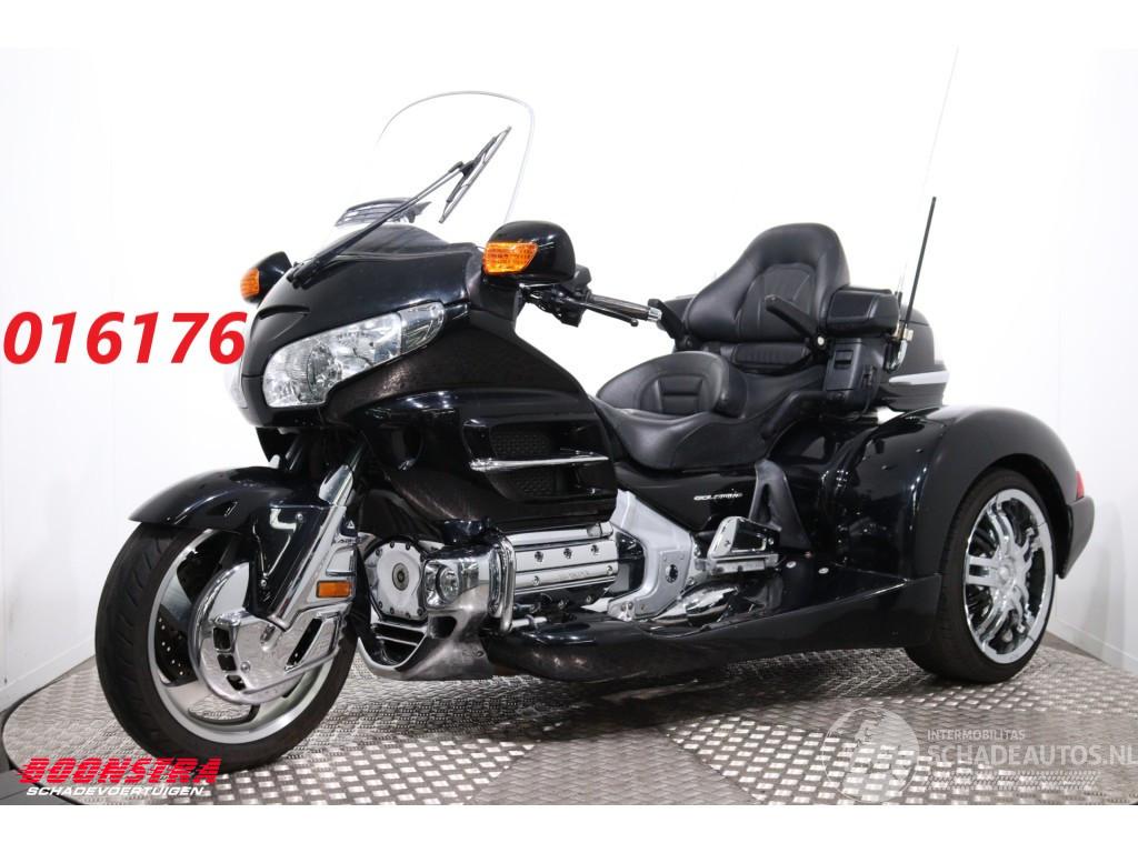Honda GoldWing GL 1800 Trike Reverse Cruise Heizgriffe SHZ 23.155 km!
