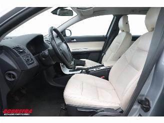Volvo V-50 1.6 D2 S/S Kinetic Cruise Navi Clima Leder SHZ PDC picture 12