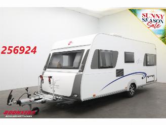 dañado caravana Burstner  AVERSO FIFTY Mover Luifel Fietsendrager Frans Bed Rondzit Douche 2012/6