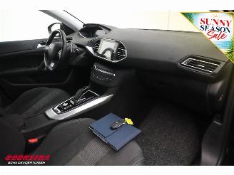 Peugeot 308 SW 1.2 PureTech Allure Avantage Cruise Navi Clima Apple/Android Virtual Camera PDC picture 12