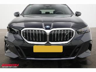 BMW i5 eDrive40 M Sport Edition 84 kWh H/K ACC Navi Clima Memory Leder SHZ Apple/Android Virtual Camera PDC picture 11