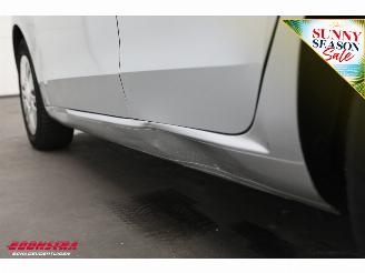 Volkswagen Up! 1.0 move up! BlueMotion 5-DRS Airco picture 7