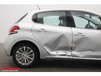 Peugeot 208 1.2 PureTech Allure Apple/Android Navi Clima Cruise Camera 64.916 km! picture 5