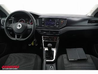 Volkswagen Polo 1.0 MPI Trendline Bluetooth Airco Cruise picture 11