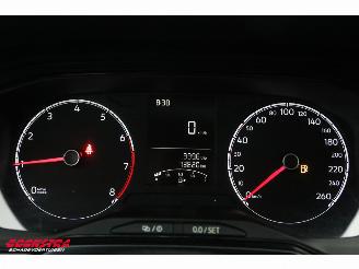 Volkswagen Polo 1.0 MPI Trendline Bluetooth Airco Cruise picture 17