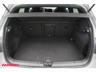 Volkswagen Golf 1.4 eHybrid GTE Pano LED ACC Virtual Camera LRHZ SHZ AHK picture 23