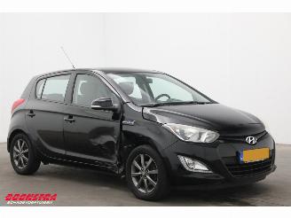 Hyundai I-20 1.2i i-Deal Airco 128.468 km! picture 2