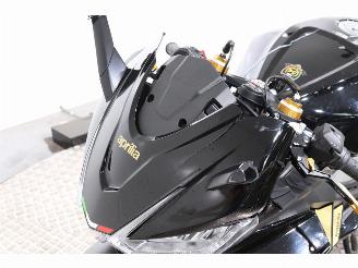 Aprilia RSV4 1100 Factory ABS LED Cruise Quickshift LapTimer 4.235 km! picture 10