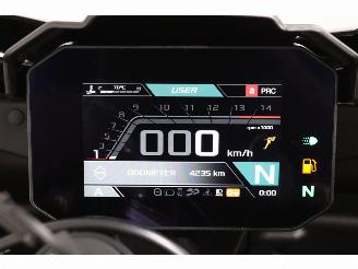 Aprilia RSV4 1100 Factory ABS LED Cruise Quickshift LapTimer 4.235 km! picture 20